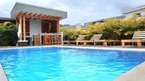 SuperHost 3BR Villa, Pool, 2 Min Walk to Beach - Image 3