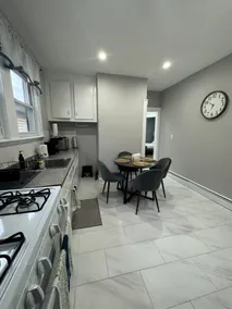 Elizabeth Cozy Home, close to Airport - Image 3