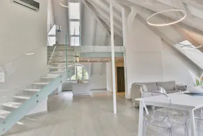 Panoramic Penthouse 200sqm, 3 Bedrooms, 2 Garages - Image 2
