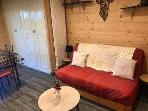 Small apartment with garden - Image 2