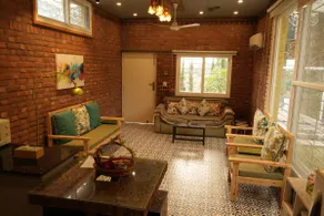 Cozy Luxurious Nature Retreat: Devnishtha Cottage - Image 3