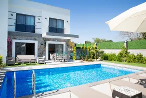 VIP Airport Transfer Included | private pool villa - Image 3