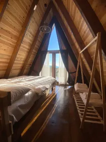 Experience the peace of Tenora3 in the comfort of a bungalow in winter - Image 4
