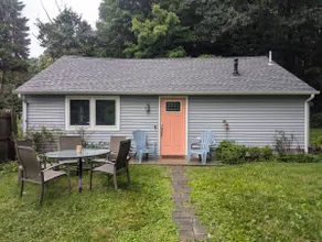 Tranquil Getaway Cottage in Charming, Bethel CT - Image 3