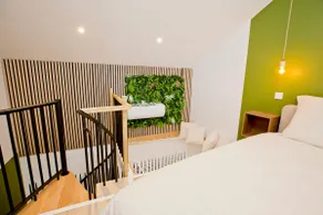 Montsejour – HOT TUB, net and hanging chair - Image 2