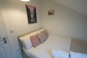 3 Bed Town House, Close to Shrewsbury Centre - Image 3