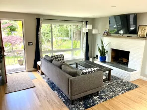 Seattle Home on a Greenbelt! - Image 3