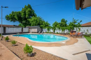 5 Bedroom with Huge Private Pool and Hot Tub - Image 2