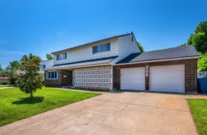 5 Bedroom with Huge Private Pool and Hot Tub - Image 3