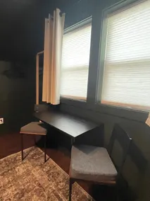 Private Suite Above Art Studio - Close to the Lake - Image 4