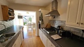 Pet Friendly House in North Devon with Private Gym - Image 4