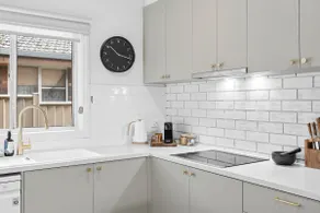 Cozy 2BR Unit Close to CBD - Image 3