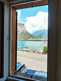 The Lake House Apartment - Image 3
