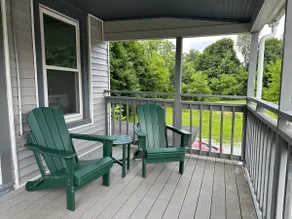 Spacious Ski Chalet Near Killington w/ Pool Table - Image 4