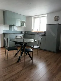 Duplex apartment, upper level - Image 3
