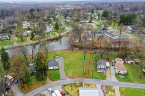 New! Remodeled waterfront home in Portage Lakes - Image 5