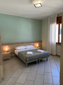 Neptune-3bedrooms-7beds-Parking-Relax Private - Image 5