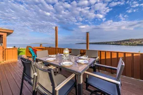 Oceanfront Captain's Walk | Hot Tub & Whale Watch - Image 3