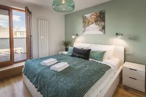 Luxury 2BR penthouse, 2 terraces, parking space - Image 2