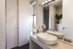 Luxury 2BR penthouse, 2 terraces, parking space - Image 5