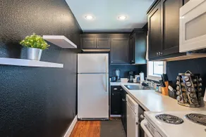 1BR Upper Kirby Suite! C! | RICE! Medical Center - Image 4