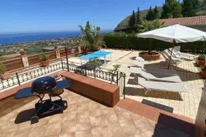 Villa Belvedere di Altavilla with Pool and Near The Sea - Image 5