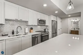The Owl's Nest - 3Bd/2Bath Sleeps 8 - Image 3
