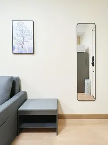 Plenty of light, 2 bedrooms, 5 beds @ 5 minutes from Wan Chai Convention MTR Station - Image 5