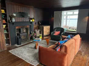 Iconic Beach Front Stay | The Watch House, Lepe - Image 4