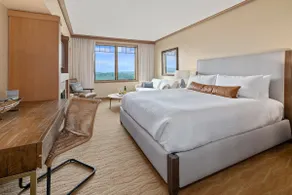5th Flr Luxe Studio•River View•Desk•FPlace•Hottub - Image 3