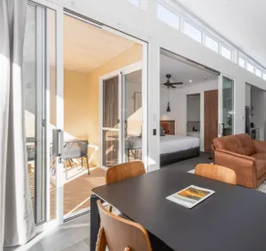 Deluxe 1 br Apartment - Image 5