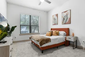 Houston Midtown | 3 Pools | Parking | Walkable - Image 3