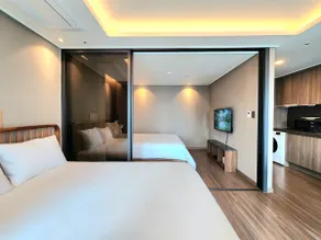 [ST_29] Legal accommodation!Haeundae high-rise city view! 5 minutes to the beach & 3 minutes to the subway station! Luggage storage available! - Image 5