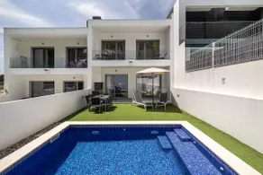 Modern Villa w/pool and garage by Soulplaces - Image 4