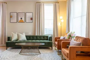 6BR | 3800 sq ft | RVA Snap & Smile - Image 5
