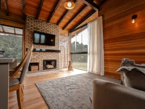 Cabin with spa, lake and outdoor fire pit - Image 4