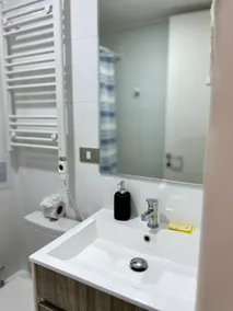 Amazing and central apartment with “WiFi+ A/C+ Parking” - Image 4