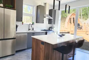 Oasis Chic Shack Tremblant with Sauna - Image 3
