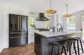 Walk to Shops & Lake/Hiking, EV Charger, Fire Pit! - Image 3