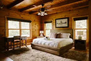 BearclawCabin : Fireplace+King Bed +MTN VIEWS! - Image 2