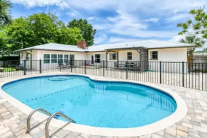 Grandview-Heated Pool & Game Room Near Amphitheatre, Historic Downtown, Beach - Image 2