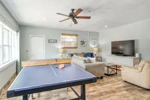 Grandview-Heated Pool & Game Room Near Amphitheatre, Historic Downtown, Beach - Image 3