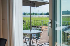 [Prestigious]2 Suites• 2 Private Bathrooms •2 Parking Spaces - Image 5