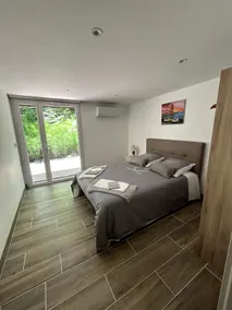 South Gironde forest house - Image 4
