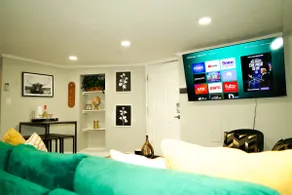 Modern 1BR Unit with Free Parking Walk to Metro - Image 4