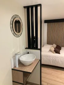 Tiny room - Image 4