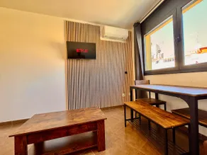Large new apartment with terrace, kitchen and bathroom - Image 3