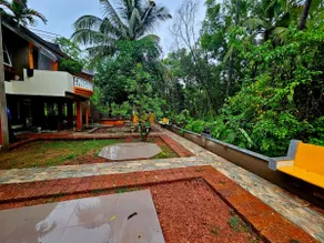 Azure Abode studio 100m walk to the beach - Image 5