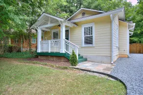 The Little Yellow Farmhouse - West Midtown - Image 4