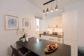Old Riga Great Location & View | Luxury 2BDR 80m2 - Image 3